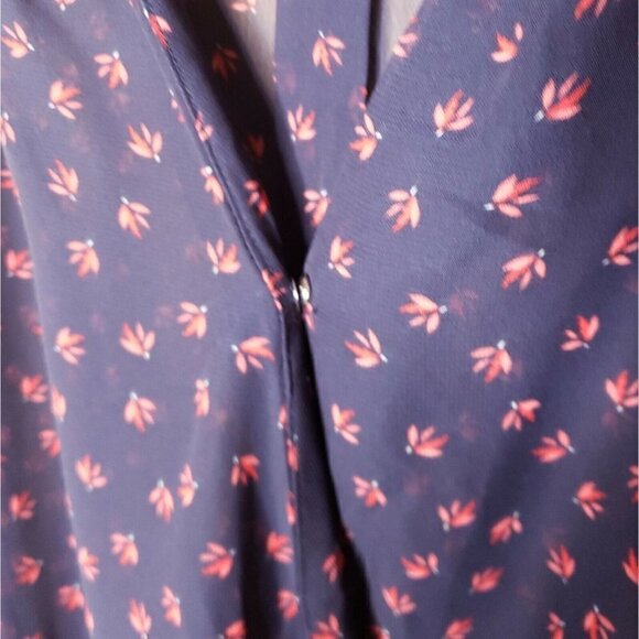 Maurices Womens Navy Red Semi Sheer Faux Wrap Floral Blouse Small - Picture 4 of 7